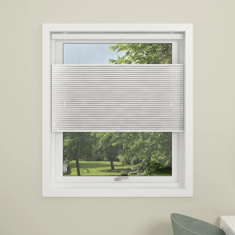 DEBEL PLISSÉGARDIN TOUCH SPLIT LYSDEMPENDE HVIT 90X210 v:1069415 DEBEL PLISSÉGARDIN TOUCH SPLIT LYSDEMPENDE HVIT 90X210 v:1069415