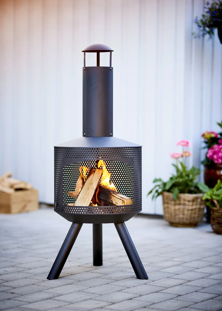 Utepeis m/skorstein dan grill v:1512567 Utepeis m/skorstein dan grill v:1512567