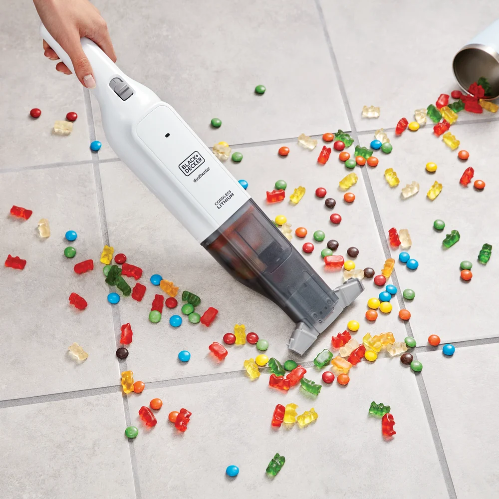 BLACK+DECKER HÅNDSTØVSUGER 12V 1.5AH HVIT v:7974948