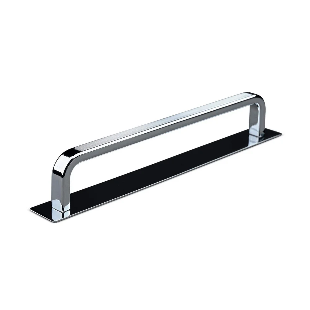 THEOFILS HÅNDTAK GARDONE CC160 RAND KROM v:7010742 THEOFILS HÅNDTAK GARDONE CC160 RAND KROM v:7010742