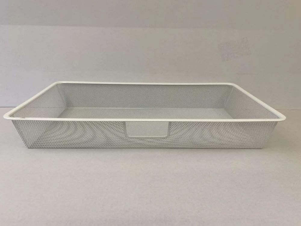 Elfa meshkurv for hvit uttrekksramme B:60 D:30 H:8 cm v:8292015 Elfa meshkurv for hvit uttrekksramme B:60 D:30 H:8 cm v:8292015